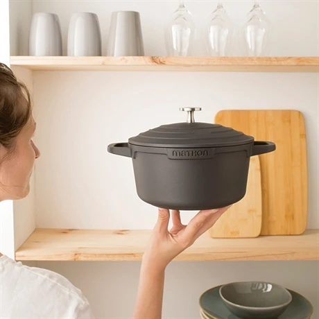 Cocotte Légère Ronde En Fonte D'aluminium 20 Cm 2,6 L Coloris Noir - Image 3