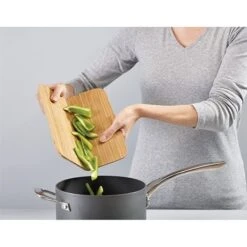 Joseph Joseph Planche à Découper Pliable En Bambou 33 Cm